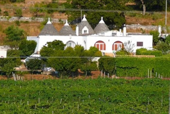 Casa con 6 locali in vendita in Contrada Foggia di Sauro Brindisi, Ostuni