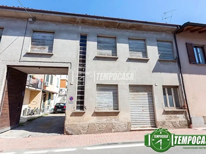 Appartamento trilocale in vendita in Via Armando Diaz, Sant'Angelo Lodigiano