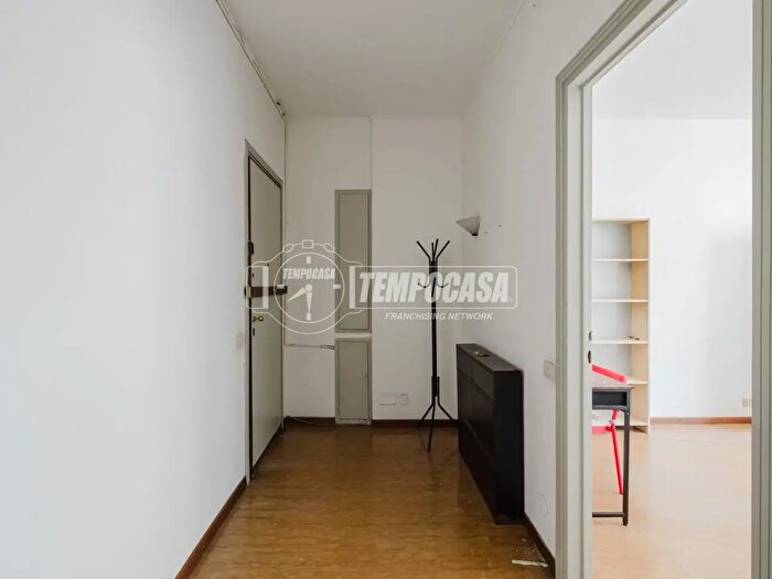 Appartamento trilocale in vendita in Via Gianfranco Zuretti, Milano