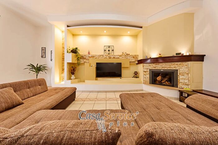 Appartamento con 5 locali in vendita in Via Marconi, Matino