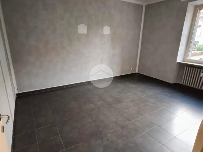 Appartamento quadrilocale in vendita in Corso Grosseto, Torino