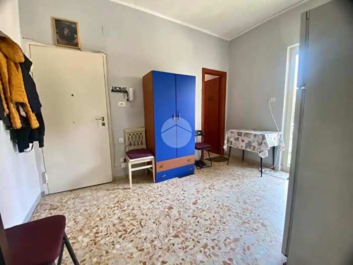 Appartamento monolocale in affitto in Via Umbria, Napoli