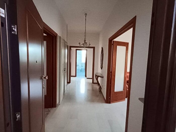 Appartamento quadrilocale in affitto in Via Giacomo Ulivi, Stadio Cittadella, Parma