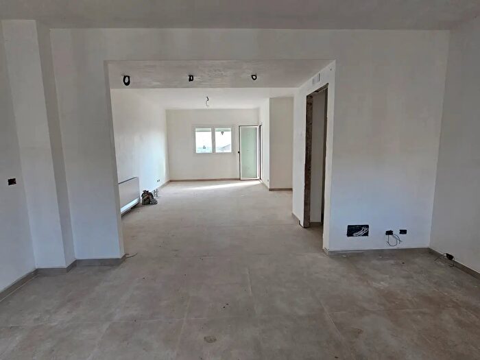 Appartamento con 5 locali in vendita in Modica