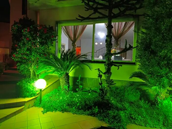 Casa con 6 locali in vendita in San Cipriano D'Aversa