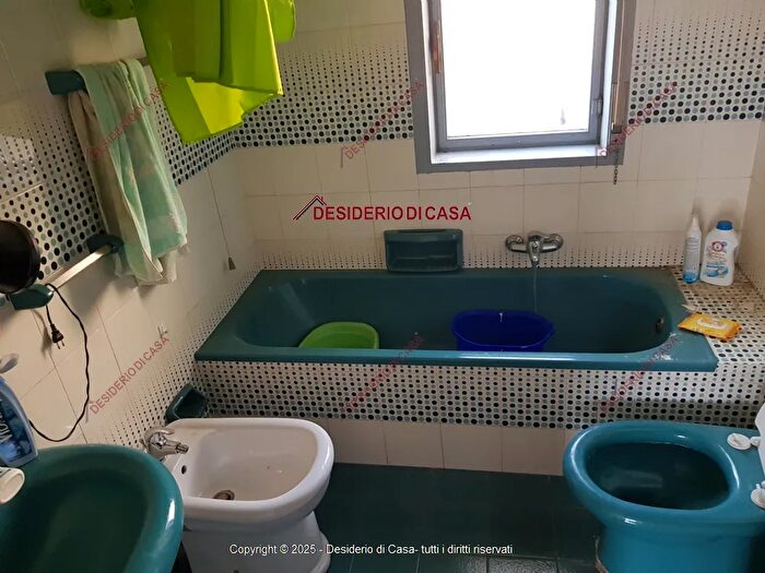 Appartamento con 6 locali in vendita in Via Palermo Termini Imerese Pa Italia, Termini Imerese