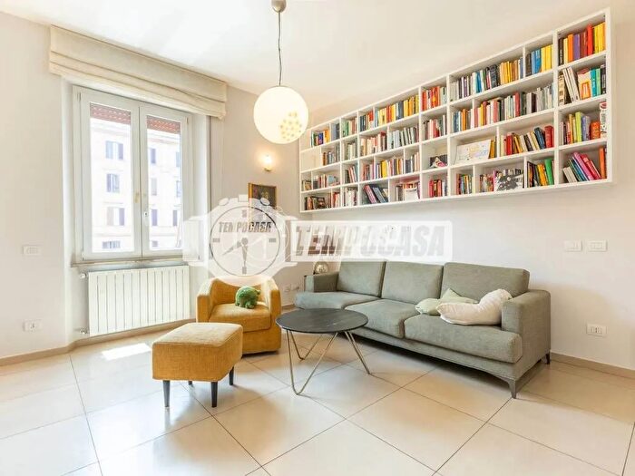 Appartamento quadrilocale in vendita in Roma