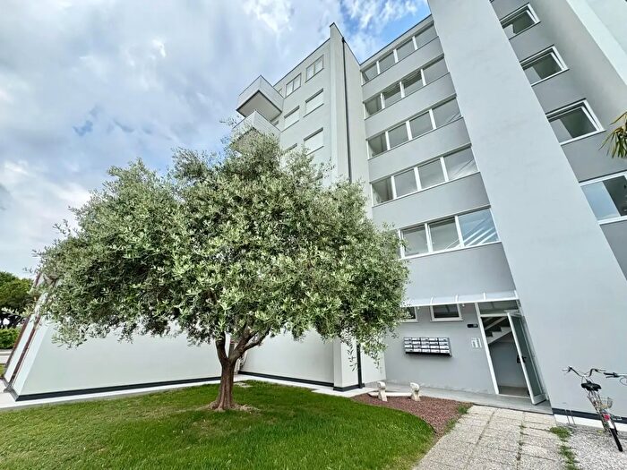 Appartamento trilocale in vendita in Viale dei Coralli, Latisana