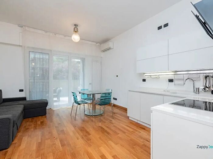 Appartamento bilocale in affitto in Via Giovanni Paisiello, Milano