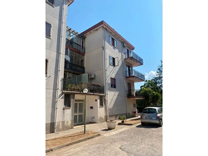 Appartamento quadrilocale in vendita in Via Frasso Telesino, Agropoli