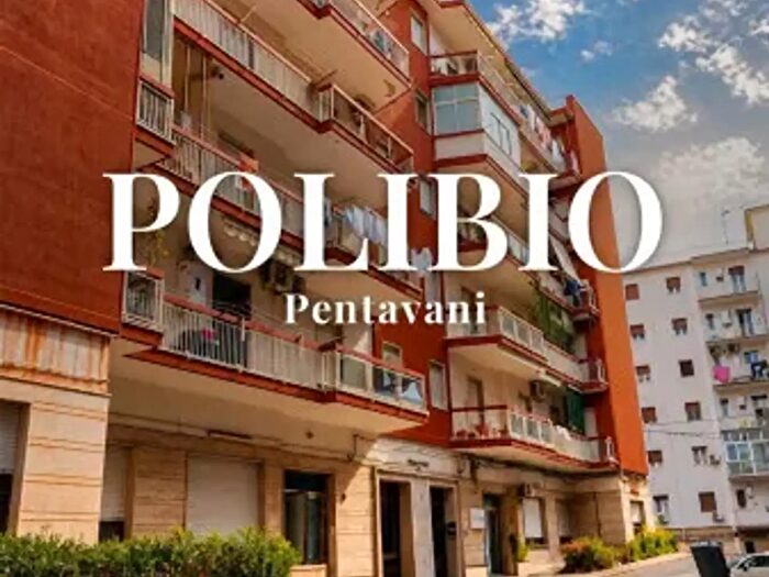 Appartamento con 5 locali in vendita in Viale Polibio, Siracusa