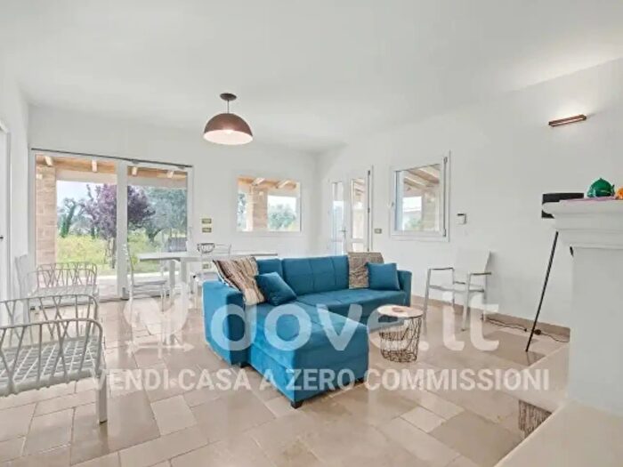 Casa quadrilocale in vendita in Strada Comunale Santi Pintara Snc, Galatone