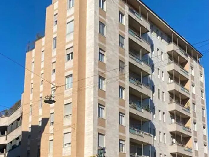 Appartamento bilocale in vendita in Via Francesco Cherubini, Milano