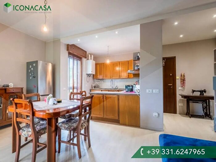 Appartamento trilocale in vendita in Via Roma, Zevio