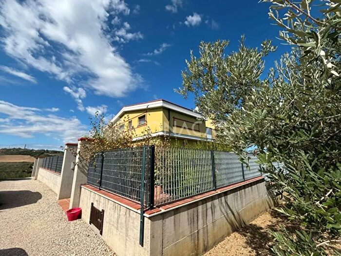 Casa con 5 locali in vendita in Contrada Polercia, Cupello