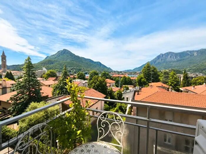 Appartamento trilocale in vendita in Via Privata Vincenzo Monti, Lecco