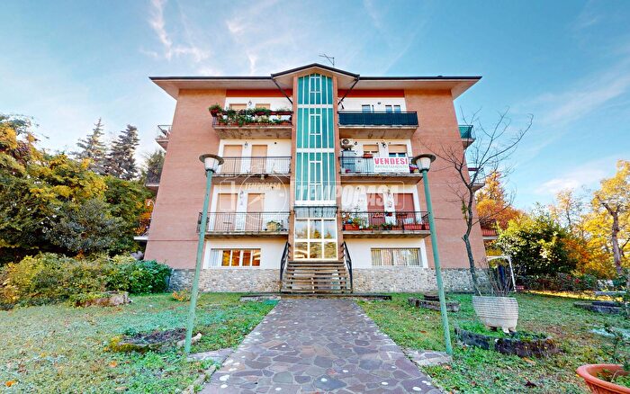 Appartamento trilocale in vendita in Via Bosco degli Estensi, Zocca