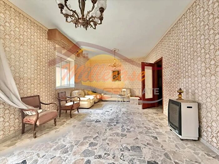 Appartamento con 5 locali in vendita in Viale Tisia, Siracusa