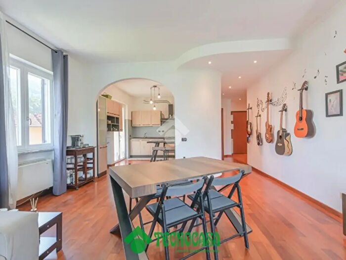 Appartamento quadrilocale in vendita in Via XXV Aprile, Ameglia