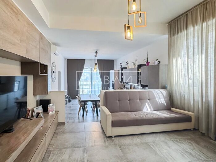 Casa quadrilocale in vendita in Forli