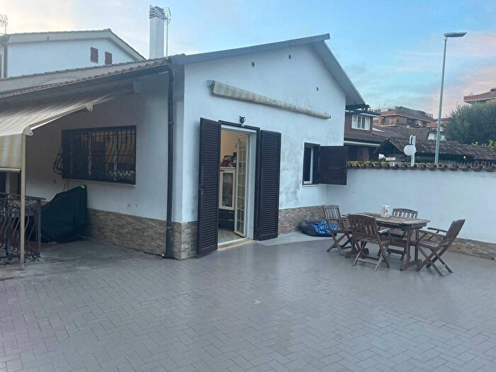 Appartamento bilocale in affitto in Via dei Monti Sirini, Colleverde, Guidonia Montecelio