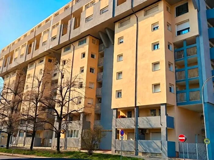 Appartamento quadrilocale in vendita in Via Gioacchino Rossini, Legnano