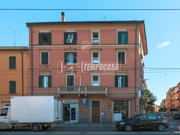 Appartamento trilocale in vendita in Bologna