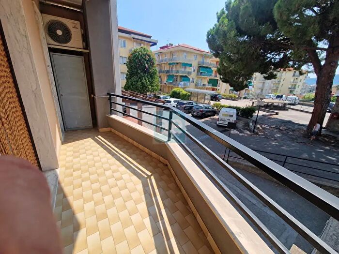 Appartamento monolocale in vendita in Via della Cornice, Pietra Ligure