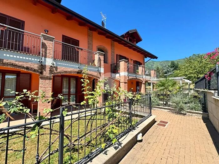 Appartamento con 6 locali in vendita in Via Rivoli, Givoletto