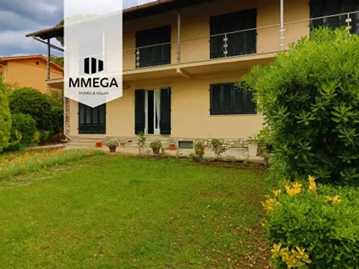 Casa con 6 locali in vendita in Via Adige, Rosignano Marittimo