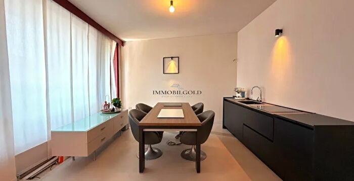 Appartamento in vendita in Vigevano Via Decembrio, Vigevano