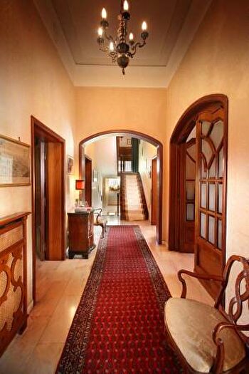 Casa con 6 locali in vendita in Montecatini Terme