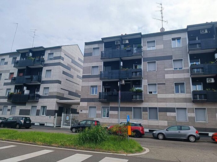 Appartamento trilocale in affitto in Via Luigi Soderini, Tripoli Soderini, Milano