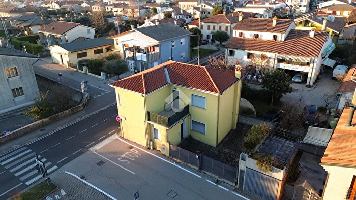 Casa trilocale in vendita in Vedelago