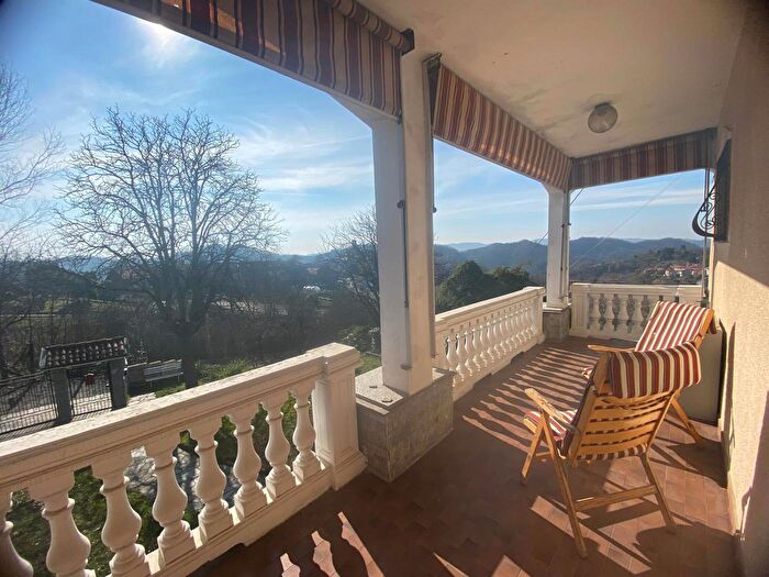 Appartamento con 5 locali in vendita in Via La Pietra, Lauriano