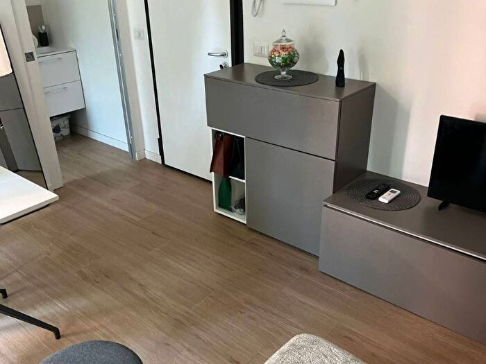 Appartamento monolocale in affitto in Via Ettore Ponti, Barona, Milano