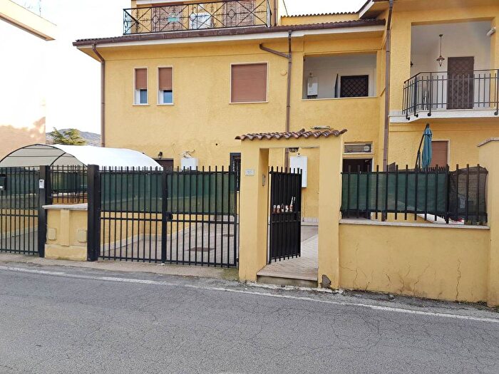 Appartamento bilocale in affitto in Via Giuseppe Garibaldi, Villanova, Guidonia Montecelio