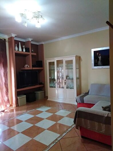 Appartamento con 6 locali in vendita in Via Don Battista Nigro, Santo Stefano Di Rogliano