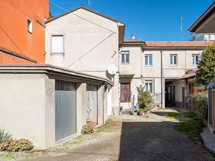 Appartamento bilocale in vendita in Via Gramsci, Voghera