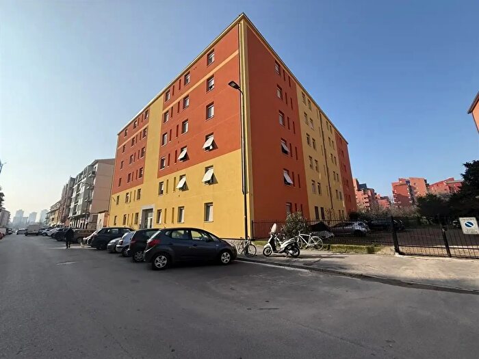 Appartamento trilocale in vendita in Via Cascina Barocco, Milano