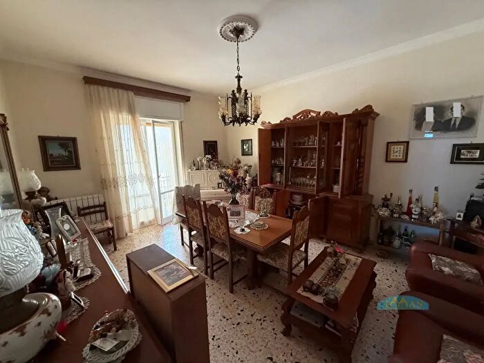 Appartamento trilocale in vendita in Via Amerigo Vespucci, Ceglie Messapica