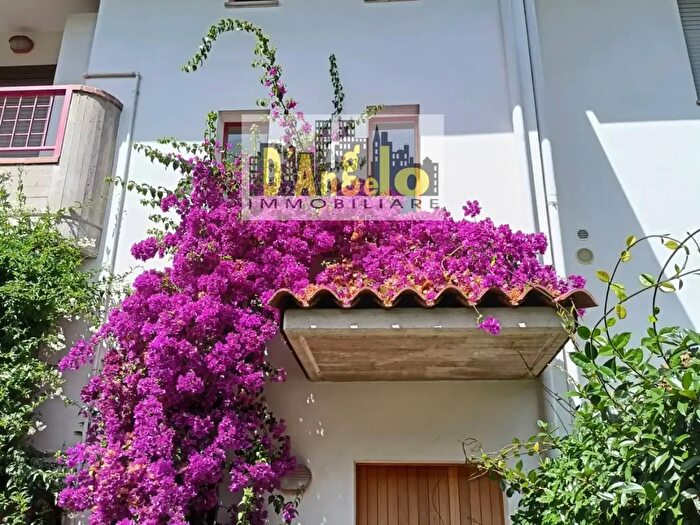 Appartamento quadrilocale in affitto in Via Lombardi, Offida