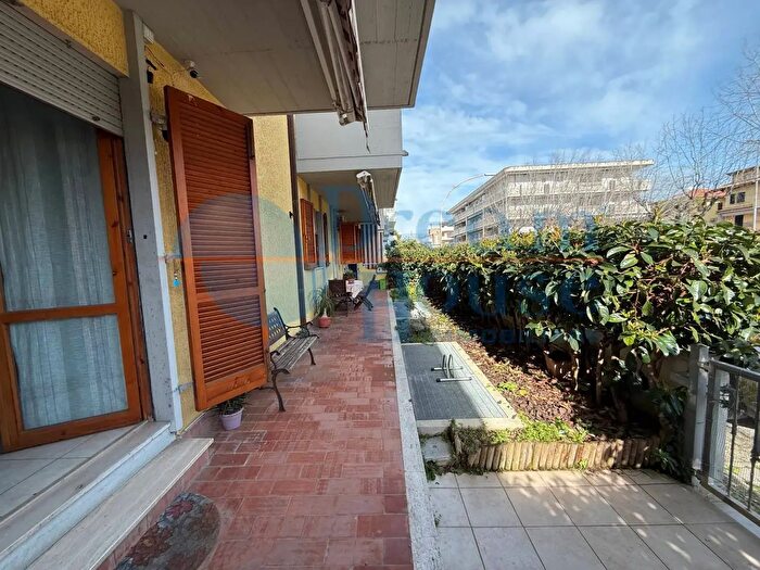 Appartamento trilocale in vendita in Via Lucania, Alba Adriatica