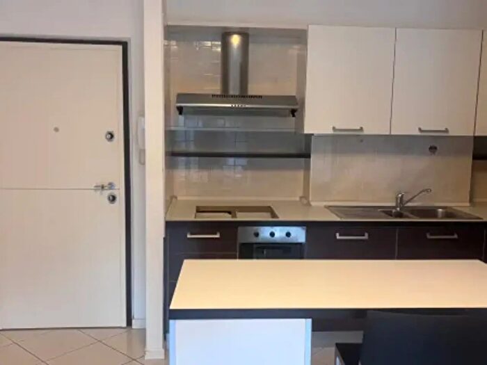 Appartamento trilocale in vendita in Via Vittorio Veneto, Arco