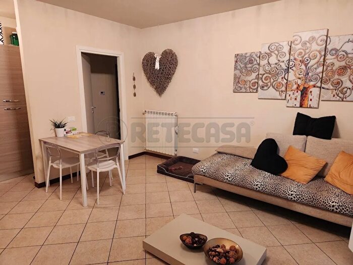 Appartamento trilocale in vendita in Via Casino, Santa Maria A Monte