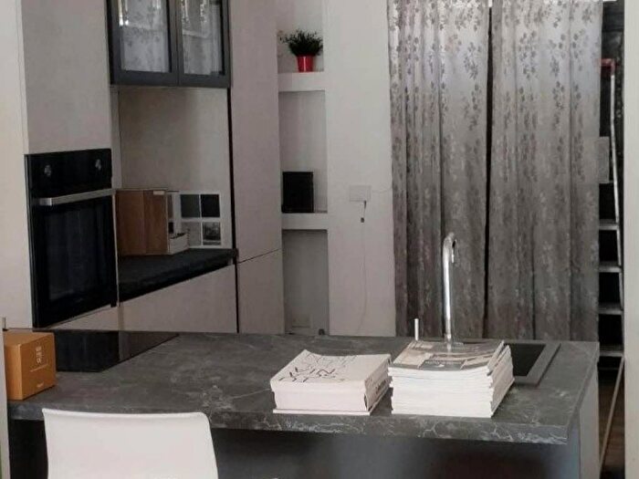 Appartamento bilocale in affitto in Viale Faenza, Tre Castelli Faenza, Milano