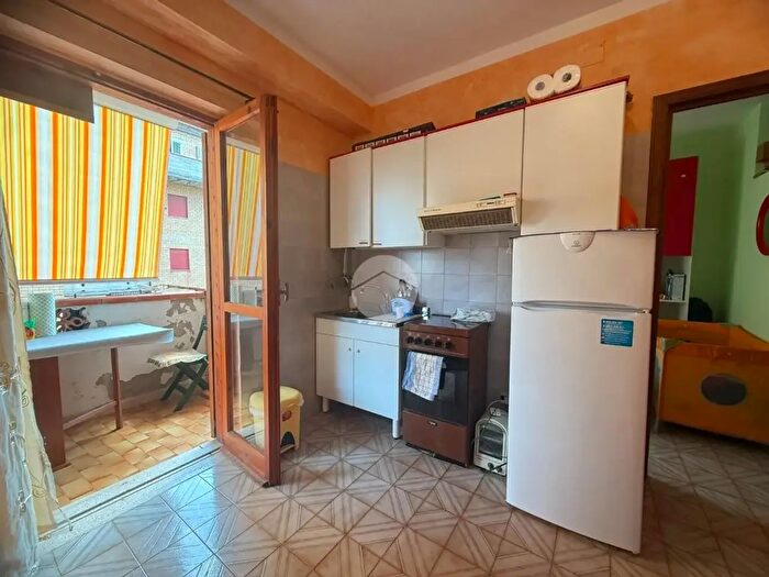 Appartamento trilocale in vendita in Via Lauro, Scalea