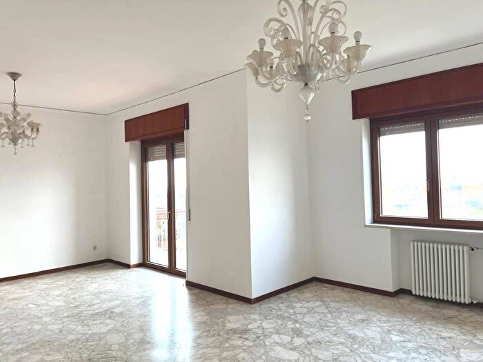 Appartamento quadrilocale in affitto in Centro, Castellammare di Stabia