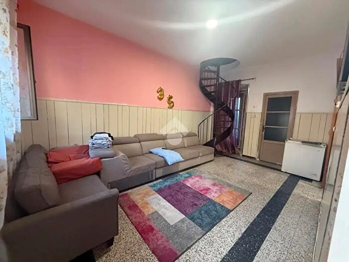 Casa con 5 locali in vendita in Via Mazzini, Cerano