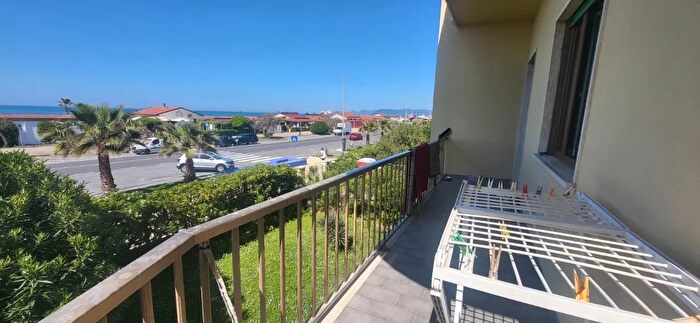 Appartamento quadrilocale in affitto in Massa